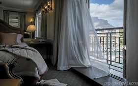 Cape Grace Hotel